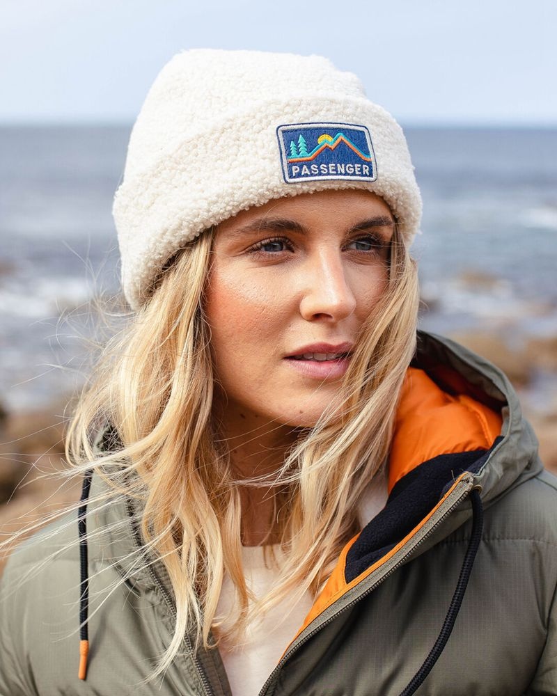 Czapka Passenger Peak Recycled Sherpa Damskie Beżowe | Polska-HWLJZG480