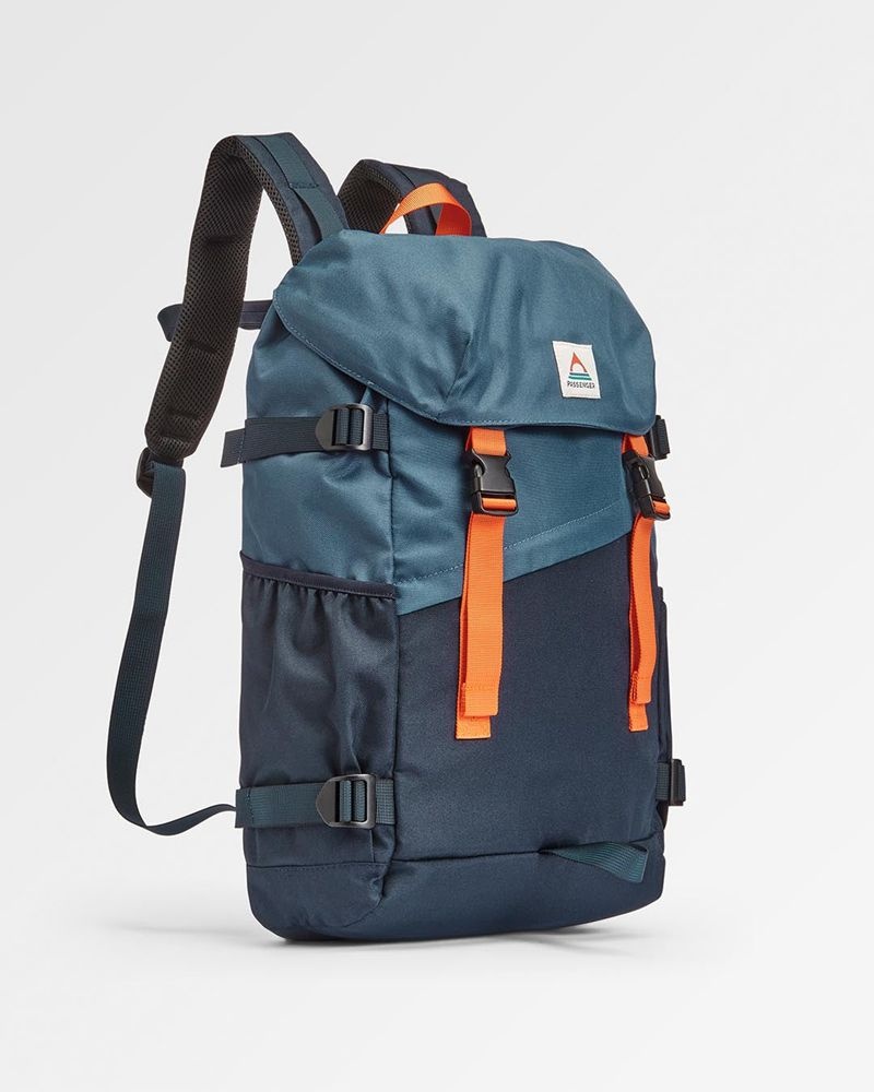 Plecak Passenger Boondocker Recycled 26L Damskie Ciemny Jasny Granatowe | Polska-OMAQBE259