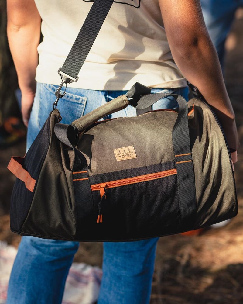 Torba Duffle Passenger Escape It All 30L Recycled Polyester Męskie Khaki | Polska-PSURYK765