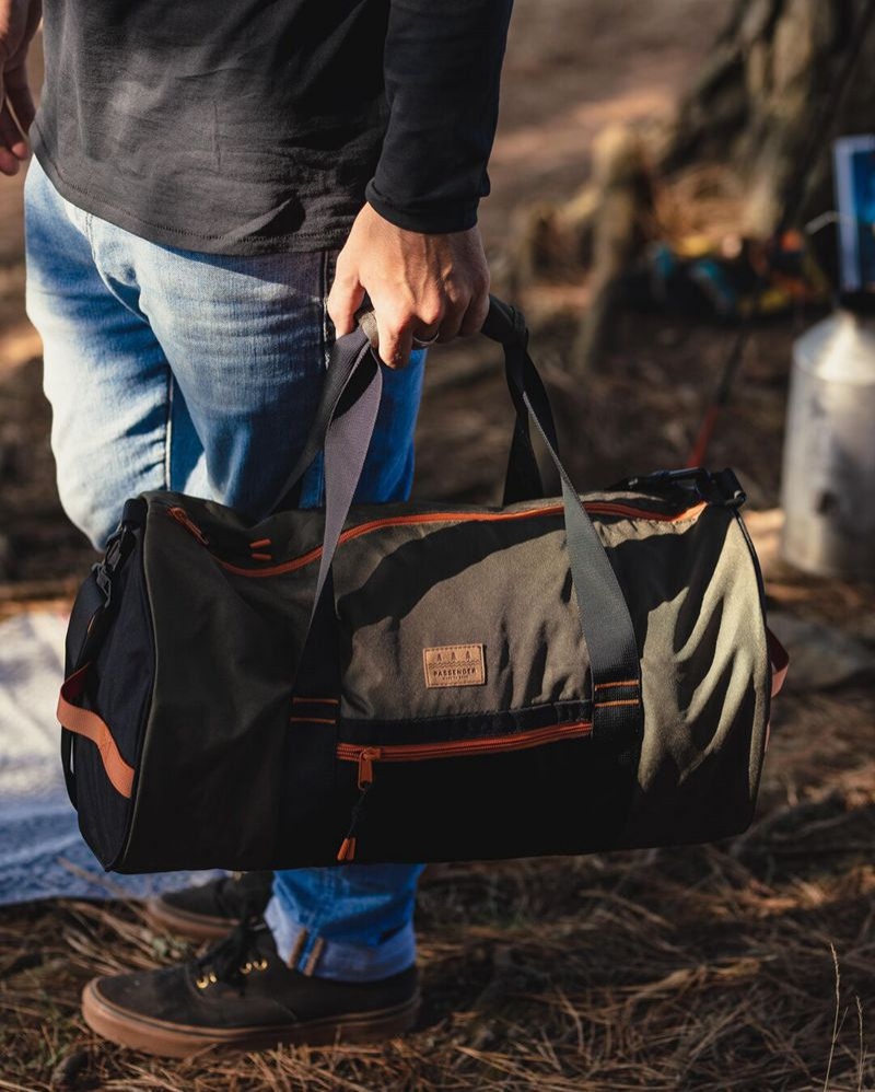 Torba Duffle Passenger Escape It All 30L Recycled Polyester Damskie Khaki | Polska-KLREJZ538