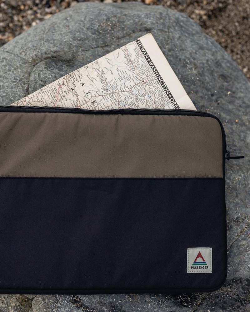 Torby Na Laptopa Passenger On-The-Go Recycled Sleeve Męskie Khaki | Polska-LUHSQV932