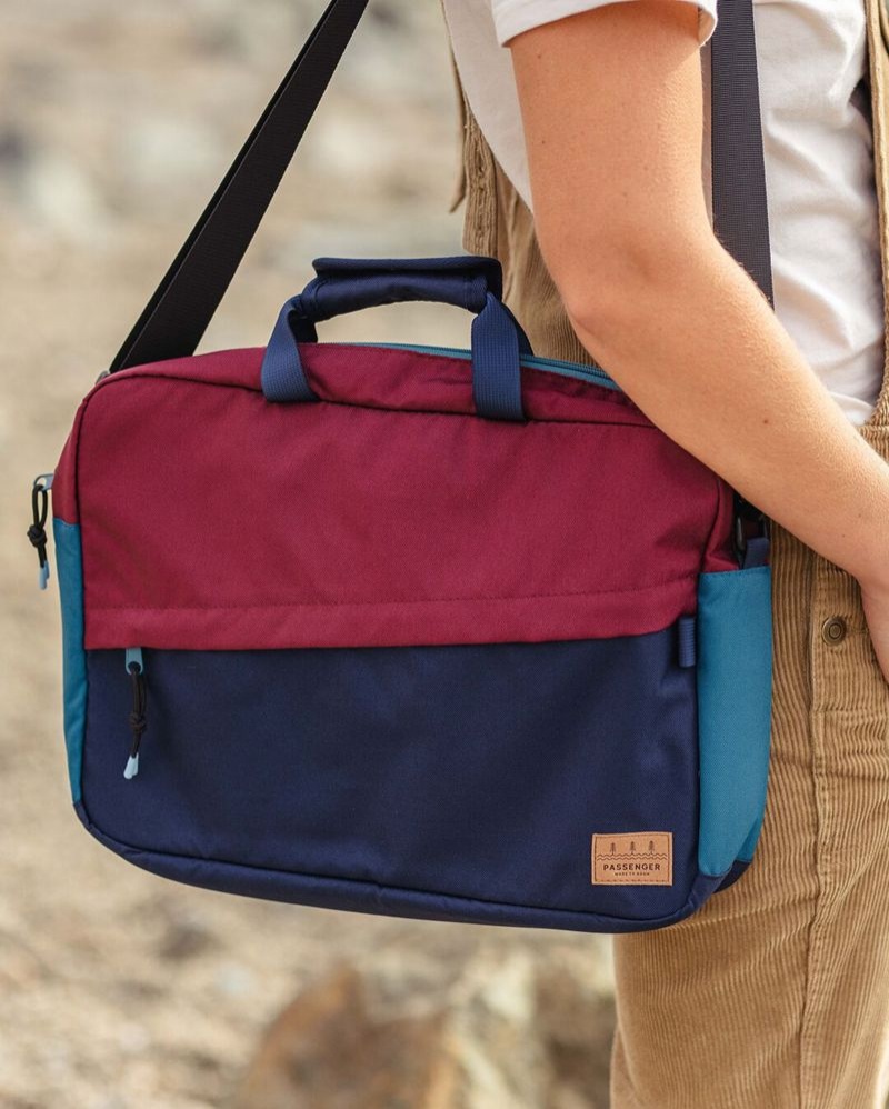 Torebka Listonoszka Passenger Recycled Damskie Navy/Burgundy | Polska-GXAULB450